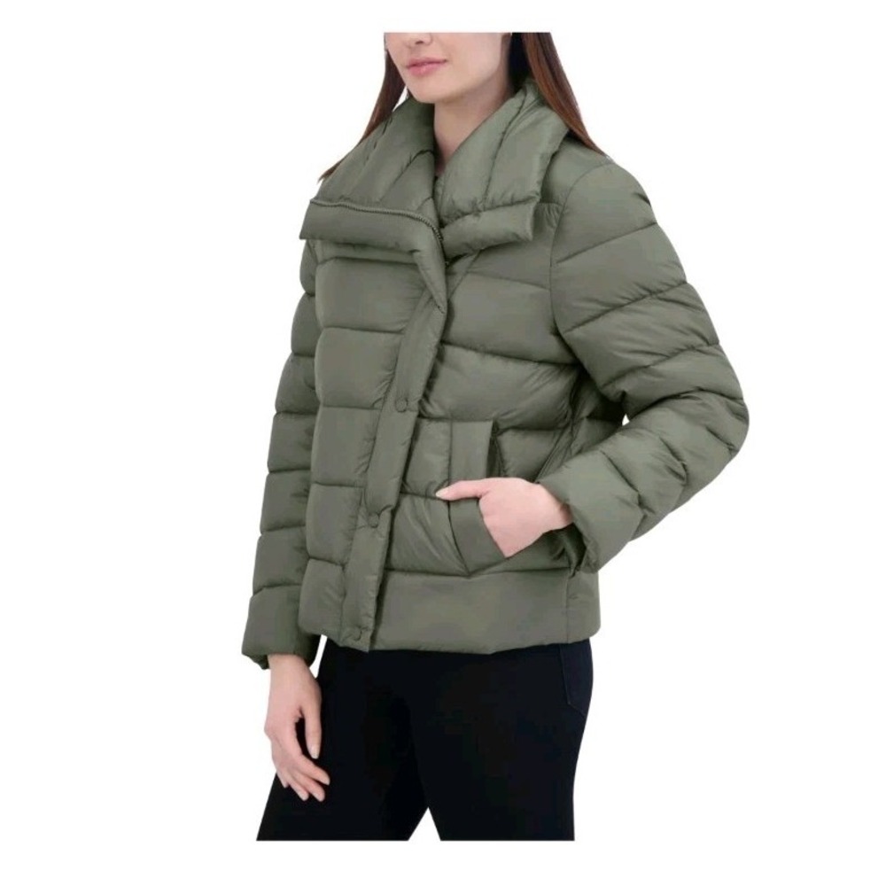 Tahari Ladies' Asymmetrical Puffer Jacket, M Brand New - Picture 2 of 3